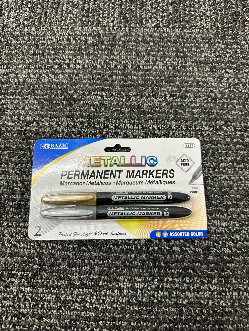 Permanent Markers Metallic Silver Gold, 2 pcs Fine Line Sparkle Coloring Art etc